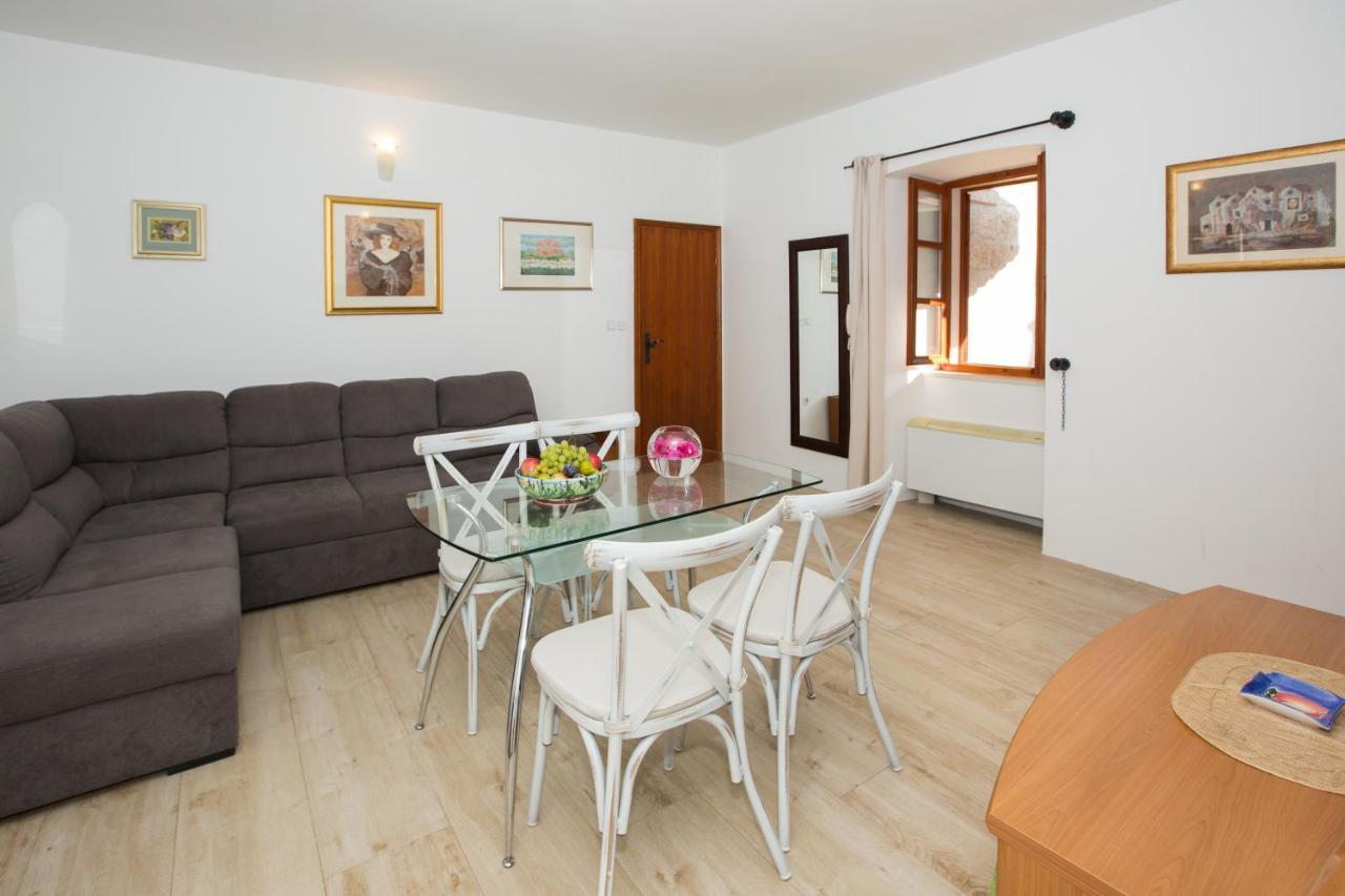 Villa Filipa ซัฟทัท ภายนอก รูปภาพ